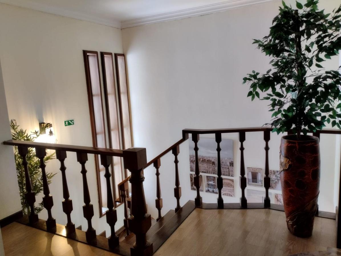 Hostel Summer House ヴィラ・ノヴァ・デ・ガイア エクステリア 写真